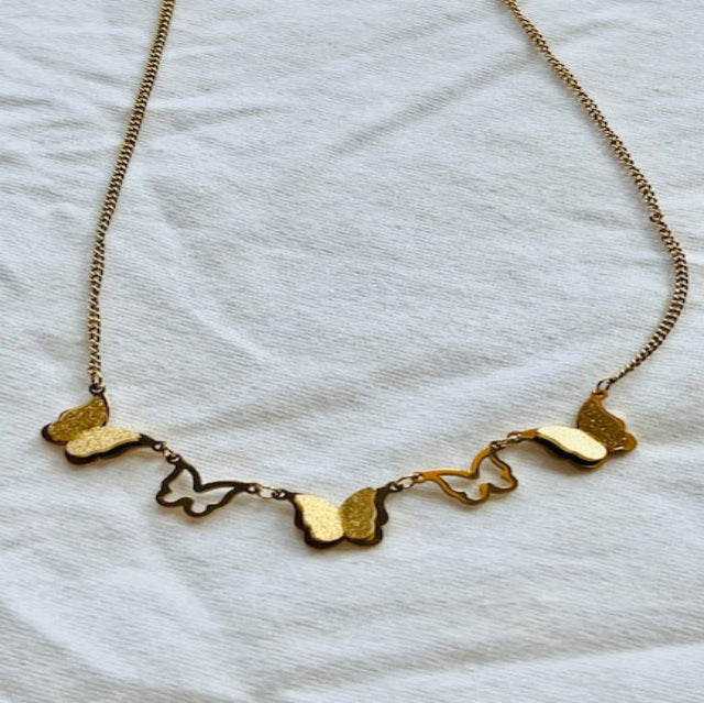 collier Maya
